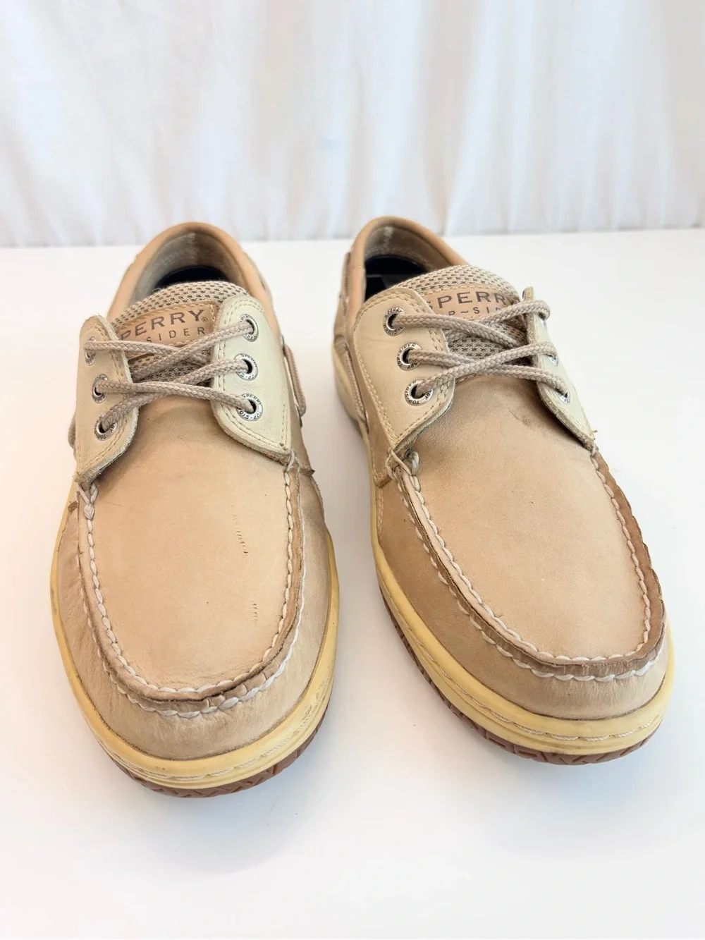 Sperry leather top